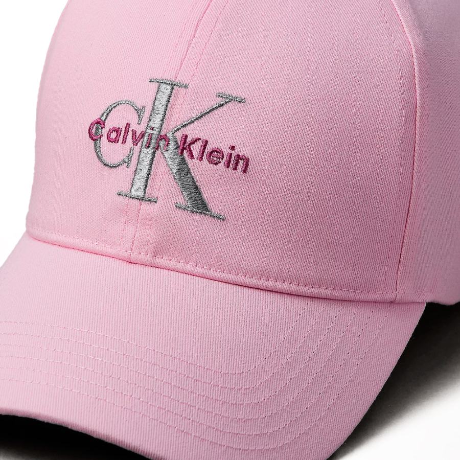 baseballkappe-mit-gesticktem-monogramm-logo baseballkappe-mit-gesticktem-monogramm-logo