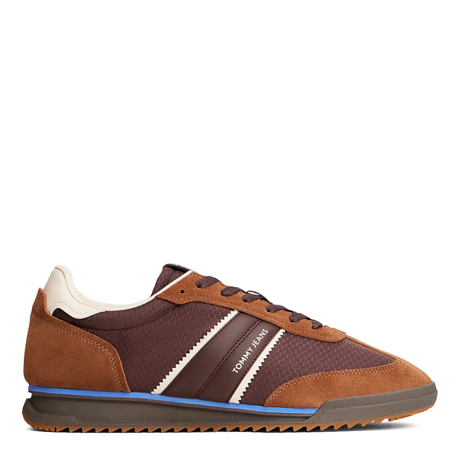 zapatillas-retro-con-mezcla-de-texturas