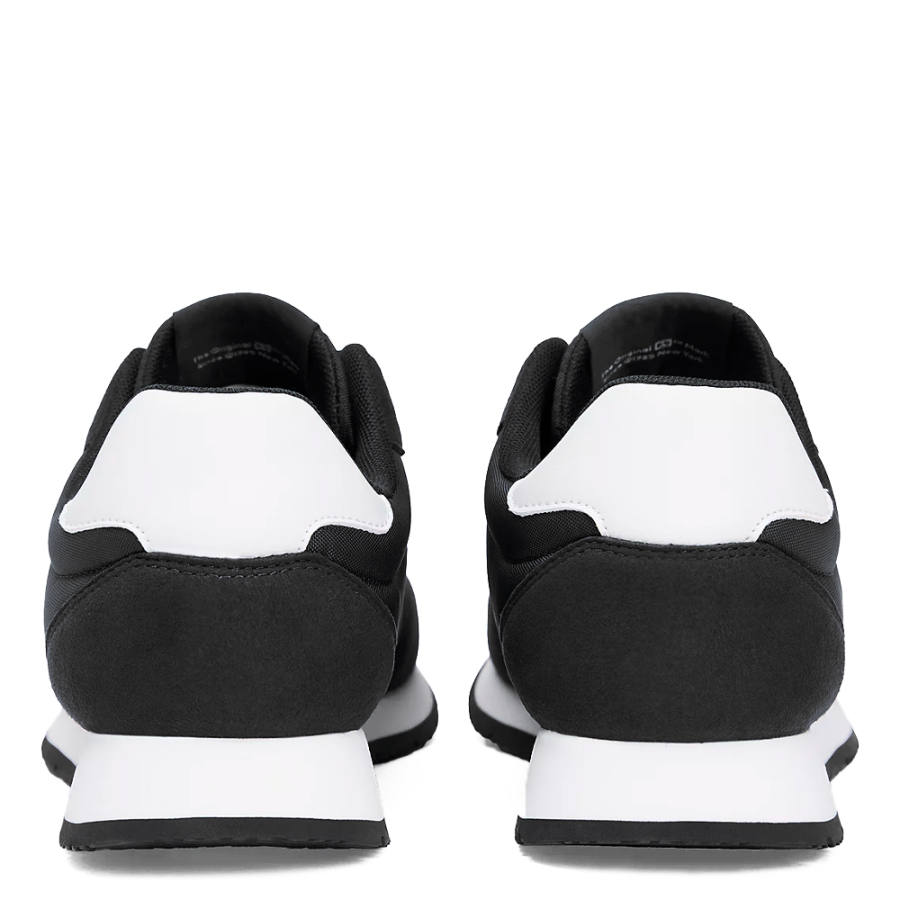 sneakers-with-a-mix-of-textures