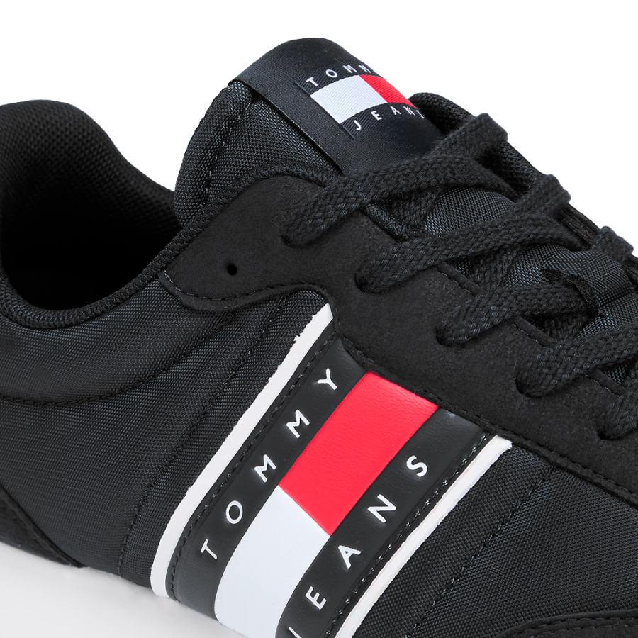 sneakers-with-a-mix-of-textures