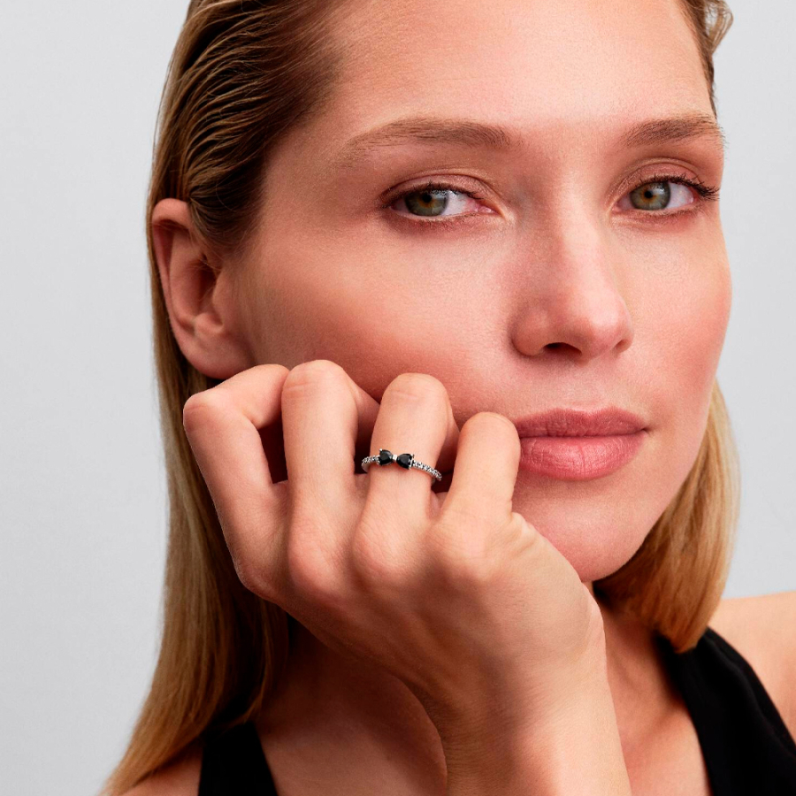 anello-con-fiocco-nero-lucido anello-con-fiocco-nero-lucido