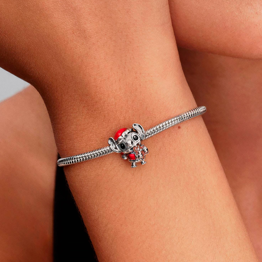 disney-christmas-stitch-charm