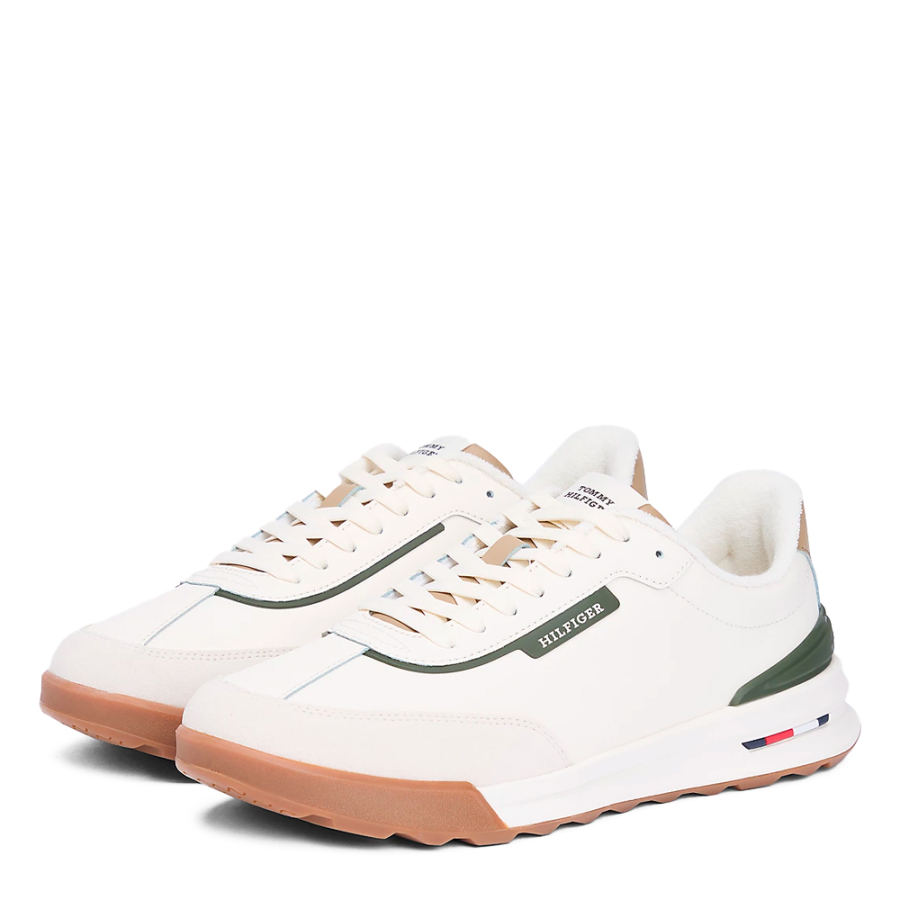 retro-sneakers-with-a-mix-of-textures retro-sneakers-with-a-mix-of-textures