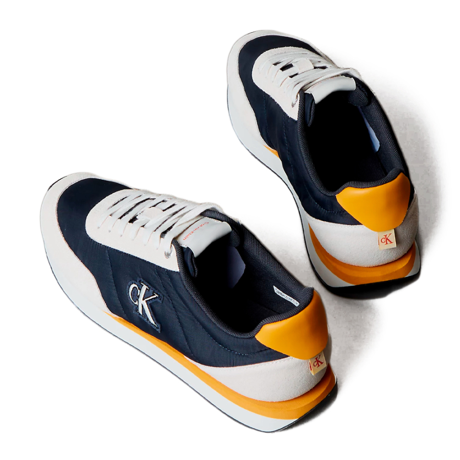 1979-chaussures-de-course-avec-logo-distinctif 1979-chaussures-de-course-avec-logo-distinctif