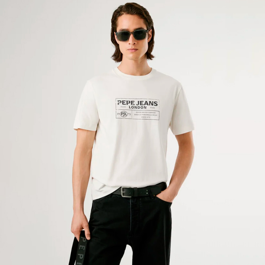 t-shirt-con-logo-stampato-dalla-vestibilita-regolare t-shirt-con-logo-stampato-dalla-vestibilita-regolare