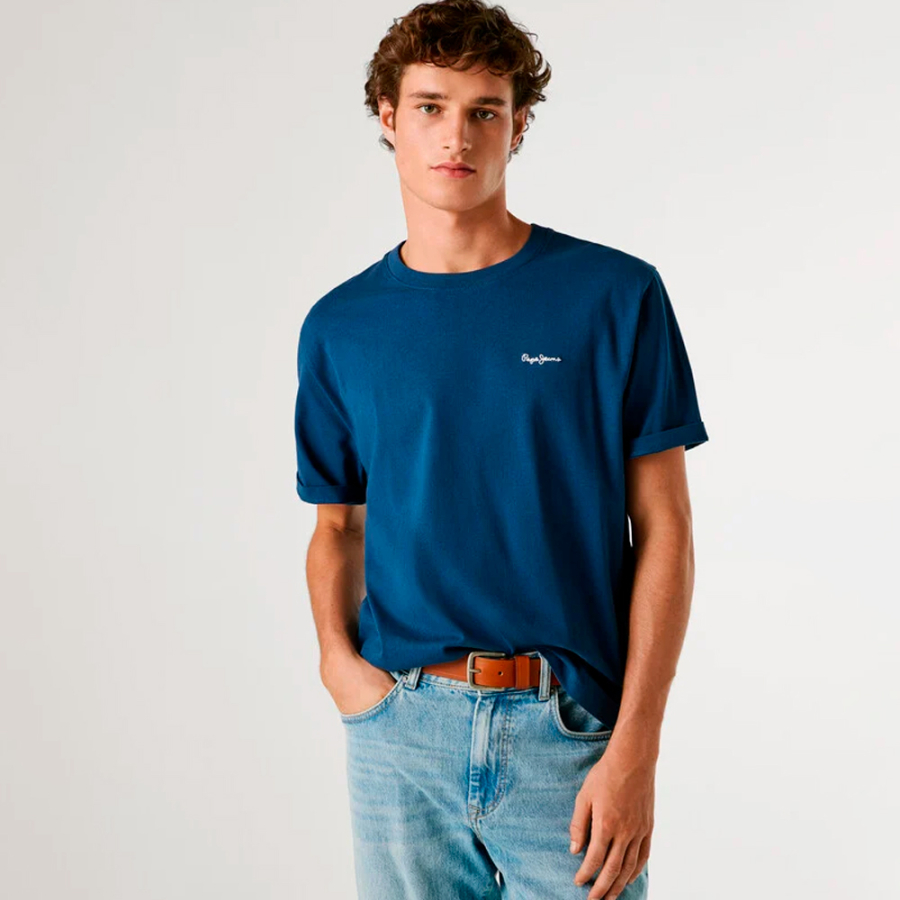 normal-geschnittenes-t-shirt-mit-aufgedrucktem-logo