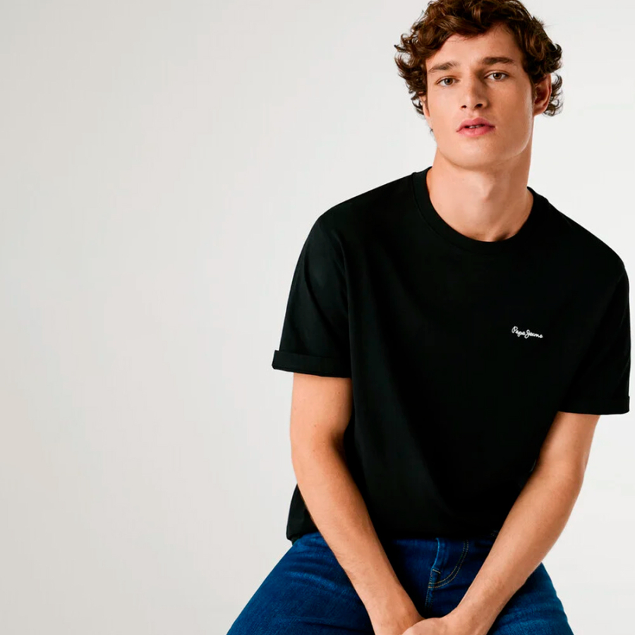 t-shirt-con-logo-stampato-dalla-vestibilita-regolare