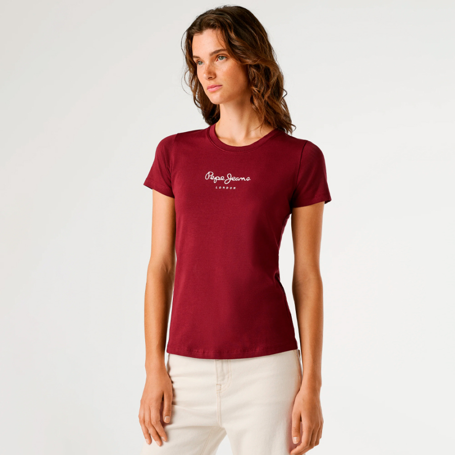 camiseta-slim-fit-com-estampa-de-logo camiseta-slim-fit-com-estampa-de-logo