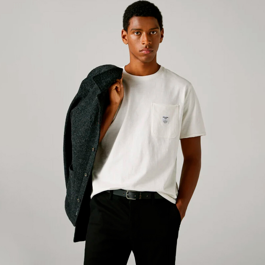 camiseta-de-corte-regular-com-bolso-frontal camiseta-de-corte-regular-com-bolso-frontal