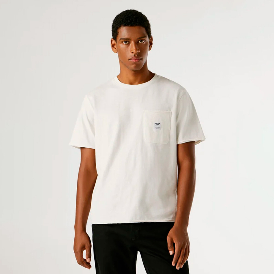 camiseta-bolsillo-frontal-fit-regular