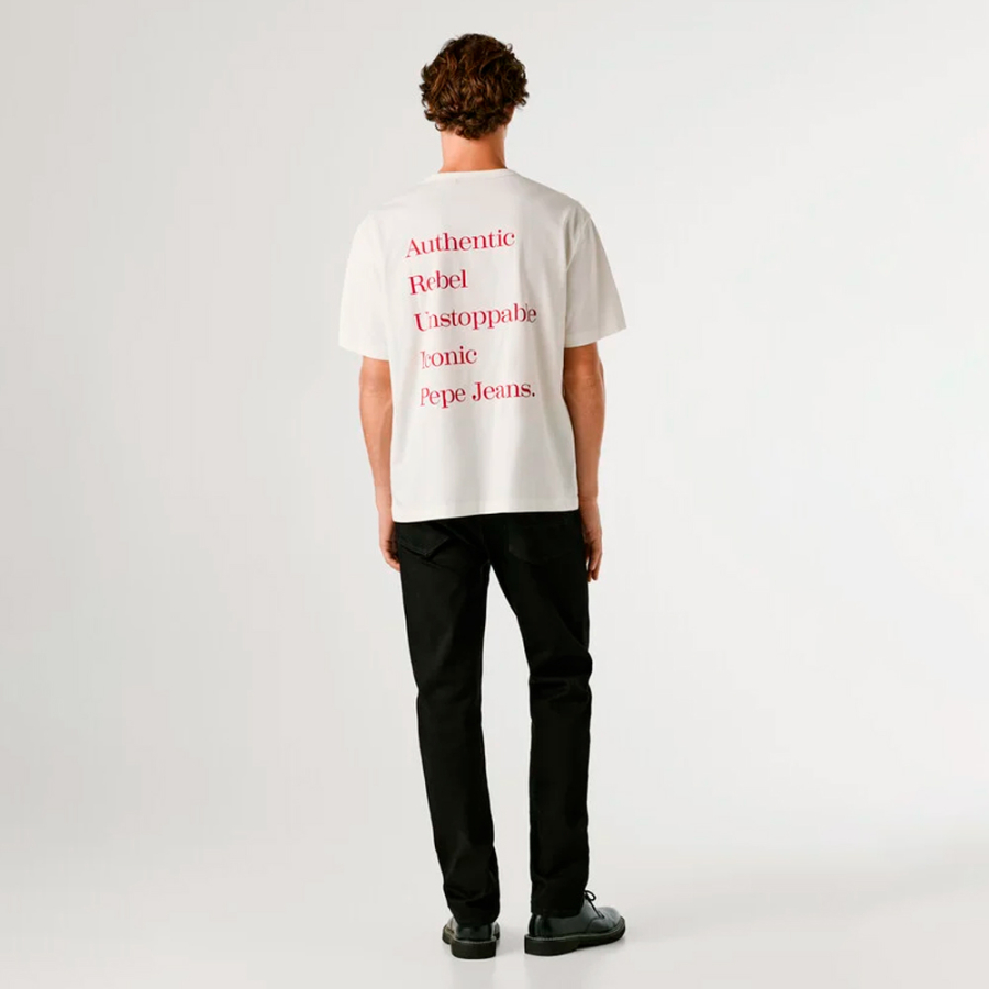 t-shirt-mit-bedrucktem-rucken-lockere-passform t-shirt-mit-bedrucktem-rucken-lockere-passform