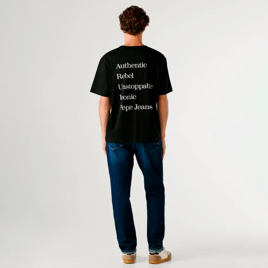 t-shirt-mit-bedrucktem-rucken-lockere-passform t-shirt-mit-bedrucktem-rucken-lockere-passform