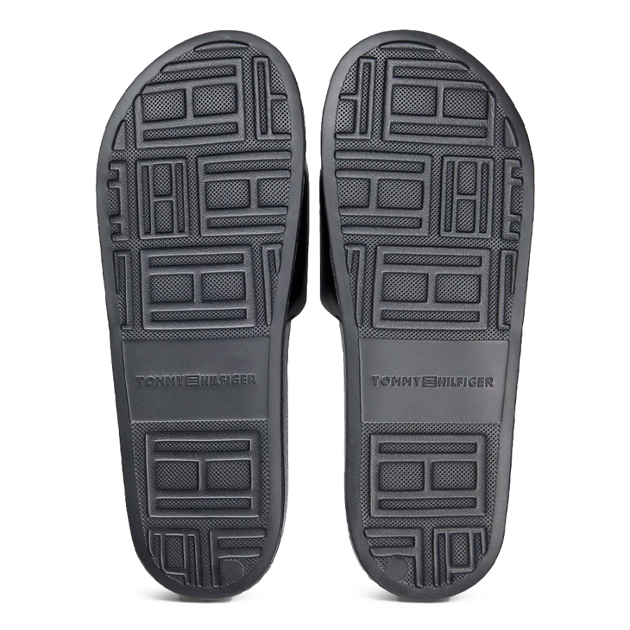 tongs-avec-logo-brode tongs-avec-logo-brode