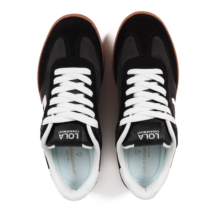 zapatilla-trainers-rhinestone-details