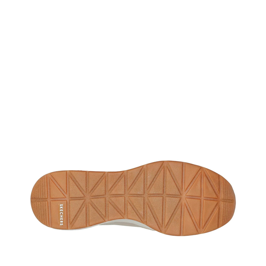 billion-sneaker-subtil-spots