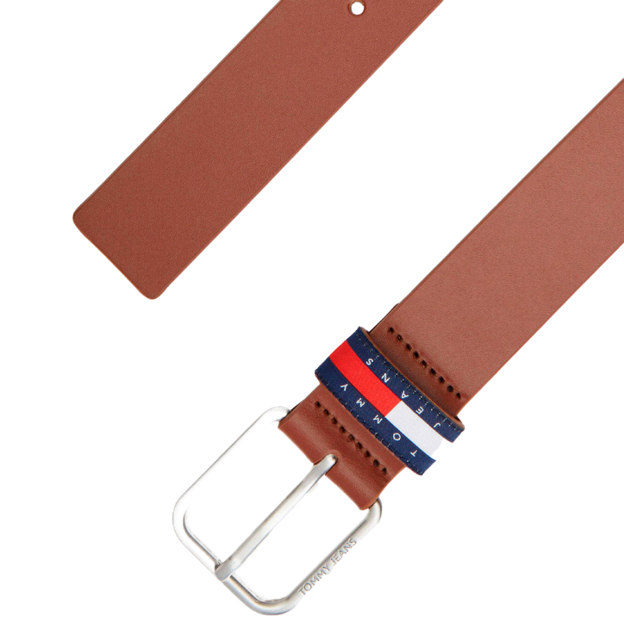 cinturon-ryan-con-trabilla-distintiva