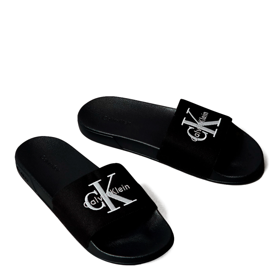 canvas-flip-flops-with-logo