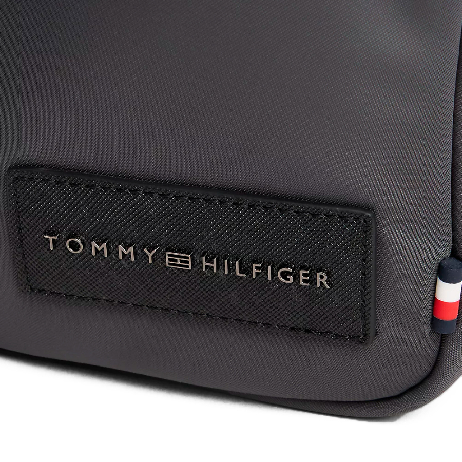 bolsa-de-ombro-estilo-reporter-com-patch