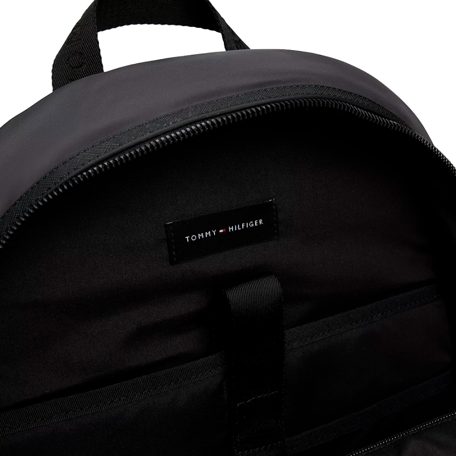 mochila-de-tela-con-parche-del-logo