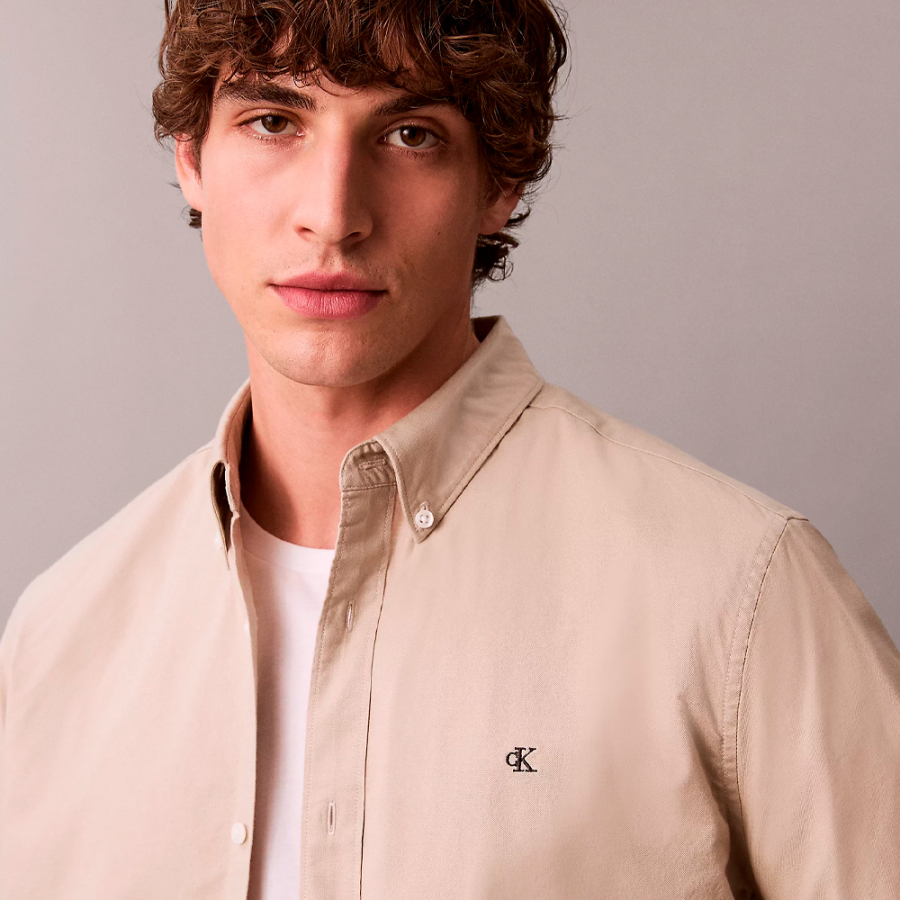 camisa-con-botones-oxford-clasica