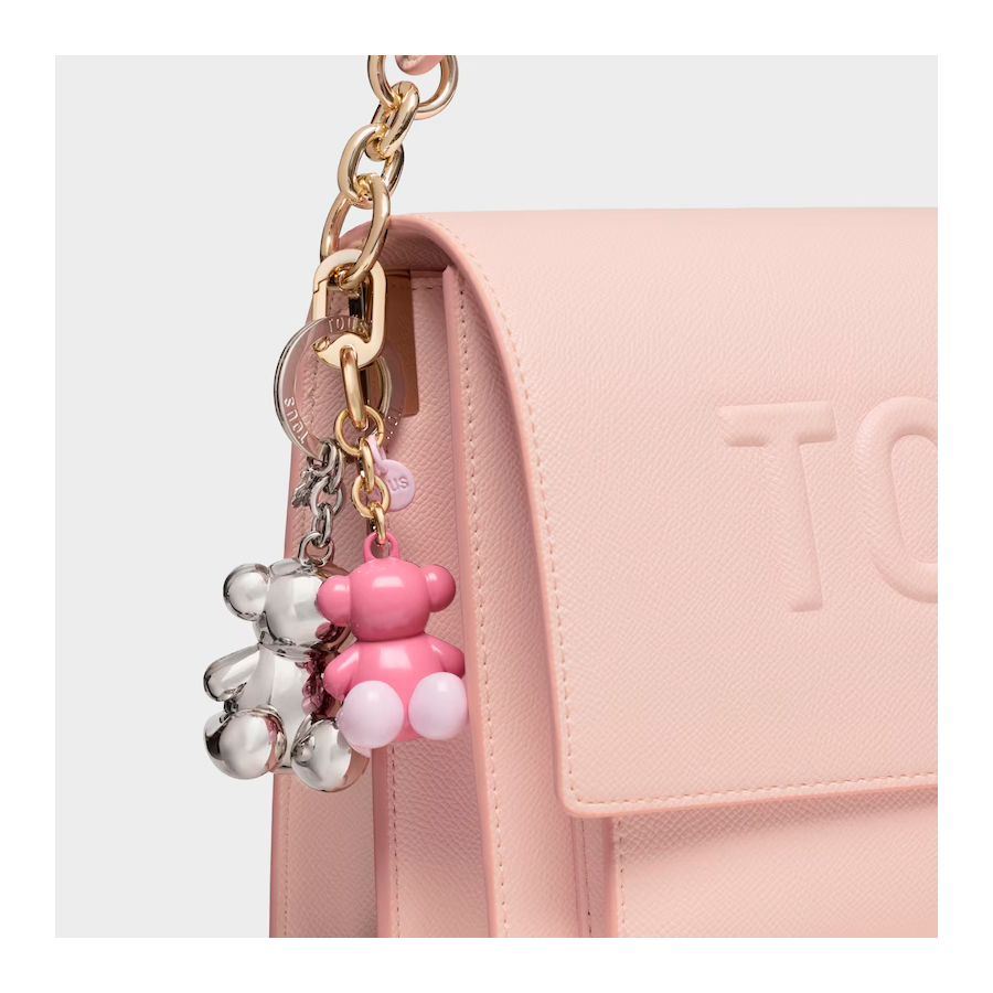 porte-cles-en-metal-rose-motif-ours-audacieux