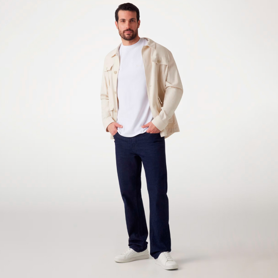 t-shirt-mit-gesticktem-logo