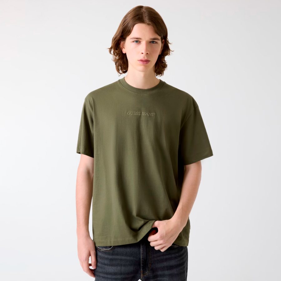 t-shirt-avec-logo-brode