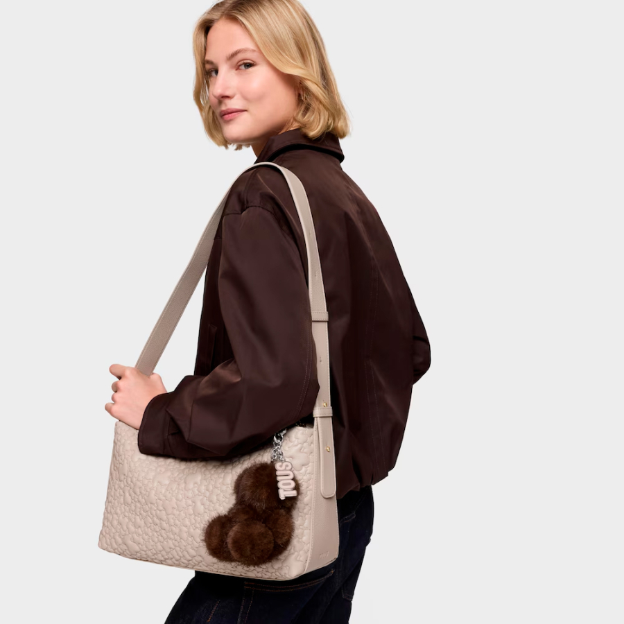 key-ring-bold-bear-wild-keychain