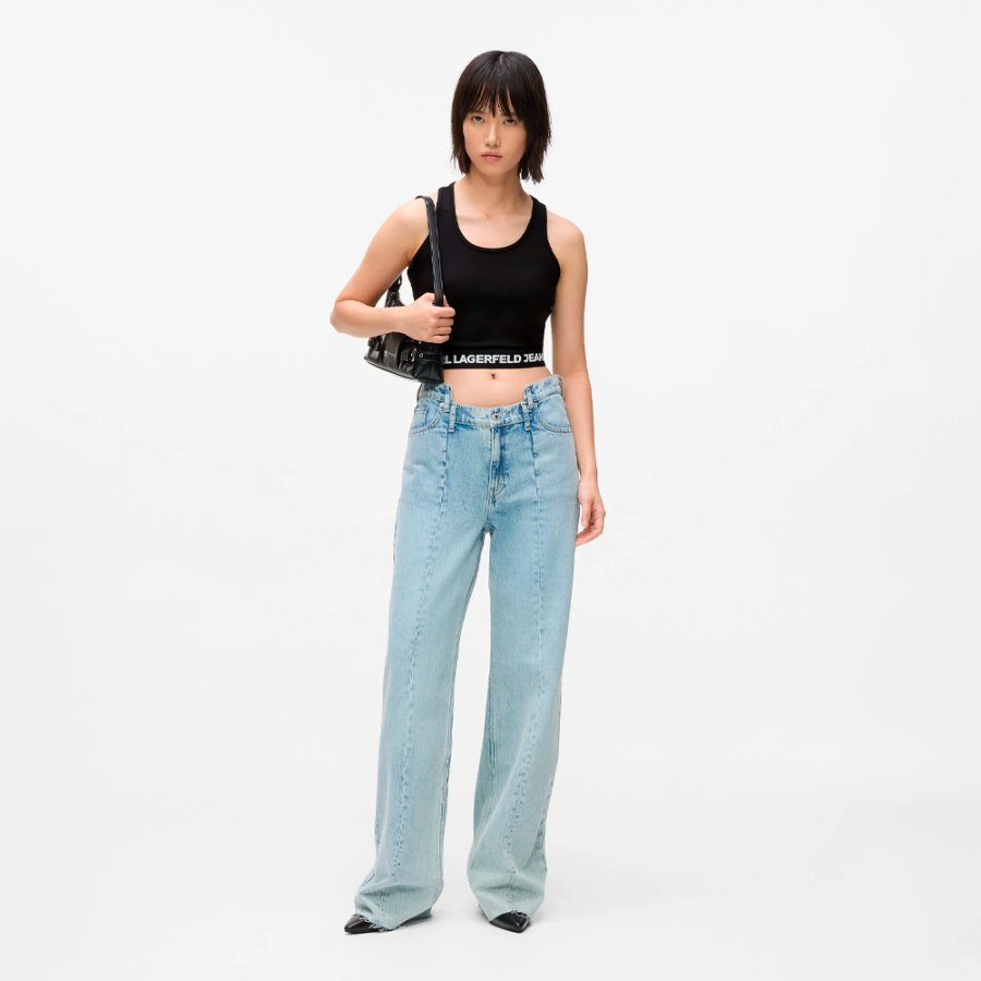 camiseta-sem-mangas-com-faixa-decorada-com-o-logotipo