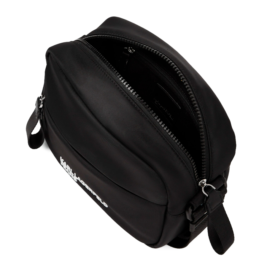 nylon-umhangetasche-mit-logo