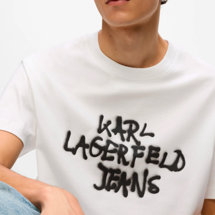 t-shirt-avec-graffiti-b1m17065