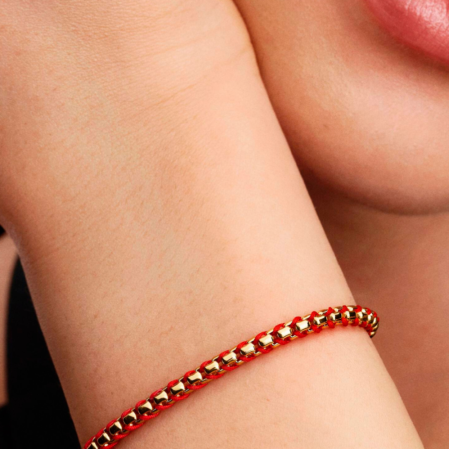 bracelet-a-chaine-serpent-en-cordon-rouge