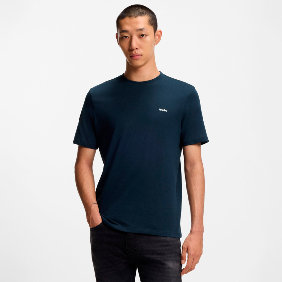 t-shirt-mit-aufgedrucktem-logo