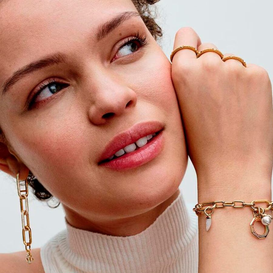 pandora-me-mini-ciondolo-dente-di-squalo-763373c01