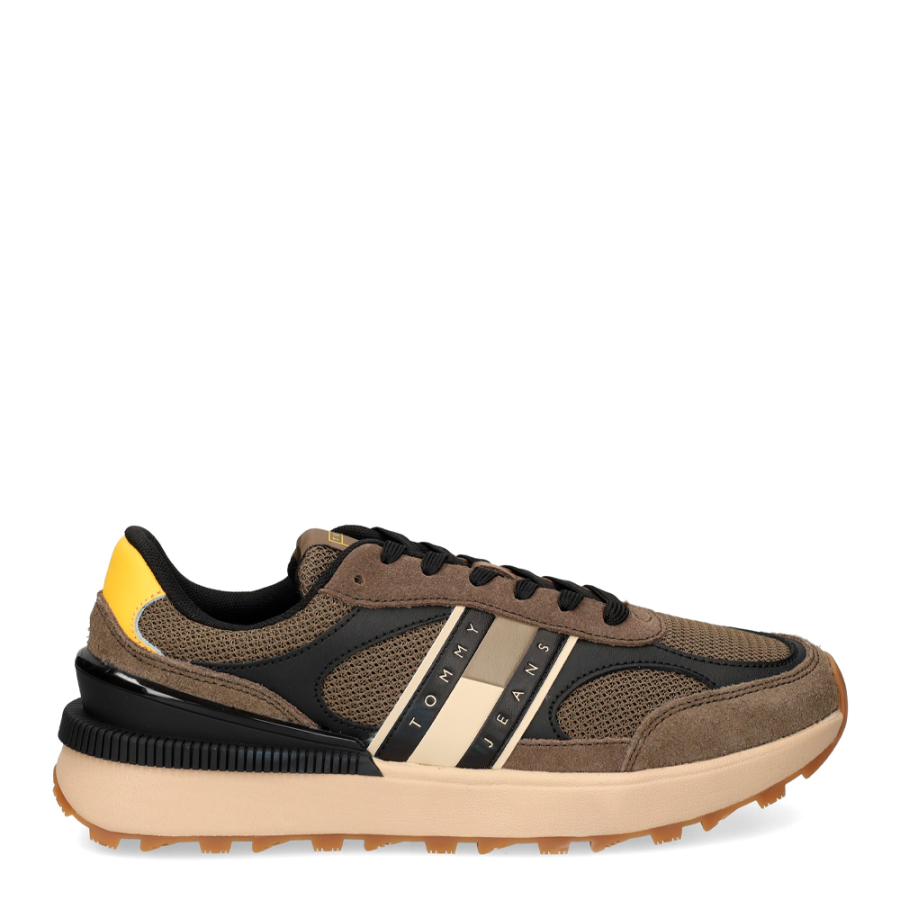 suede-sneakers-with-a-serrated-sole