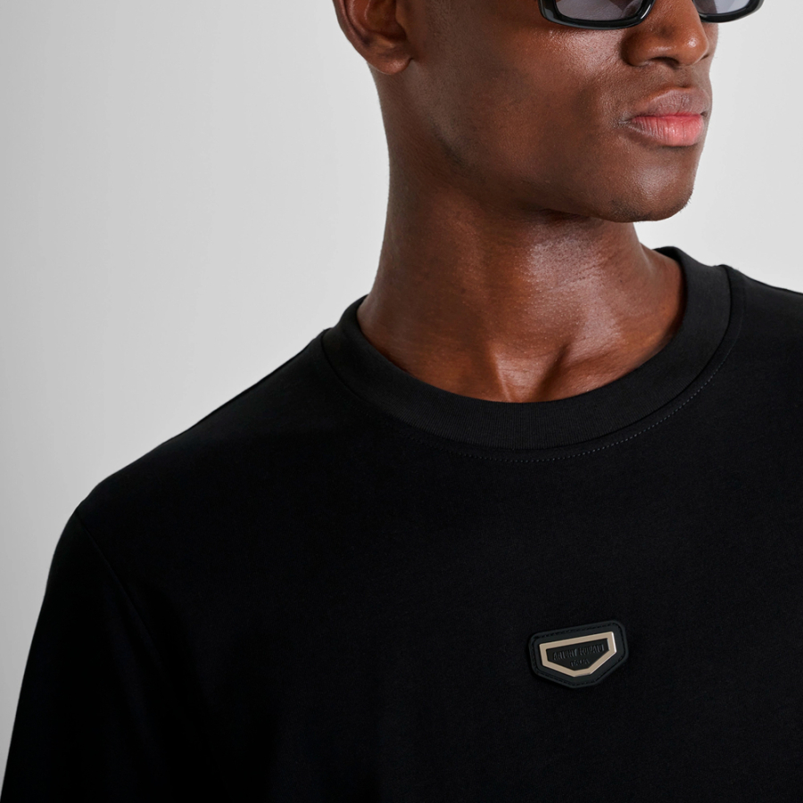 t-shirt-coupe-decontractee-avec-logo-en-caoutchouc