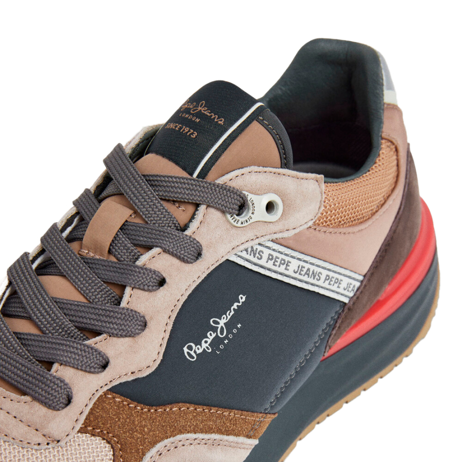 sneakers-with-suede-details sneakers-with-suede-details