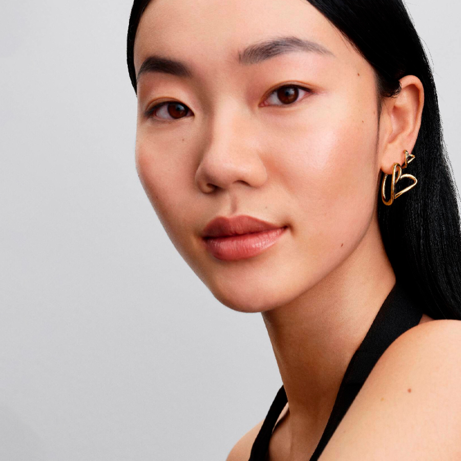 pendientes-de-aro-corazon-pequeno-forma-organica-264359c00 pendientes-de-aro-corazon-pequeno-forma-organica-264359c00