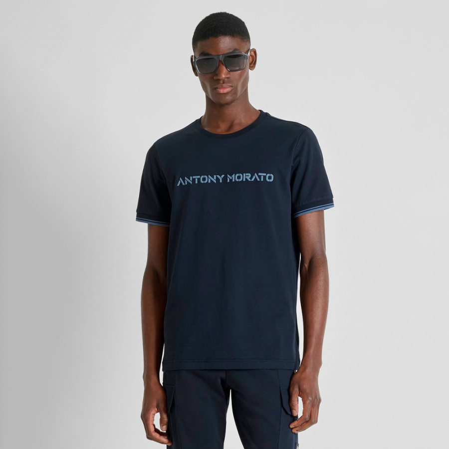 t-shirt-coupe-classique-avec-logo