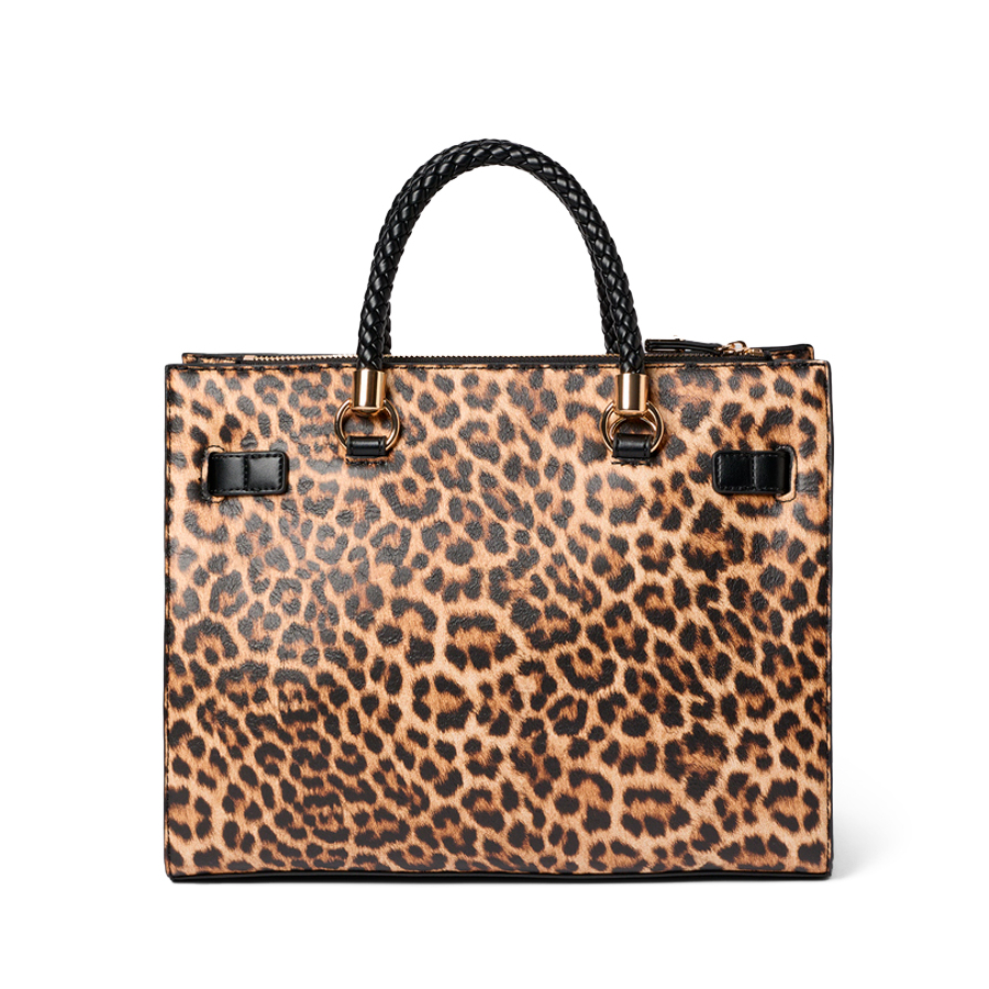 mittelgrosse-umhangetasche-mit-anhangern