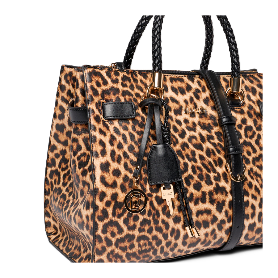 bolso-satchel-mediano-con-charms bolso-satchel-mediano-con-charms