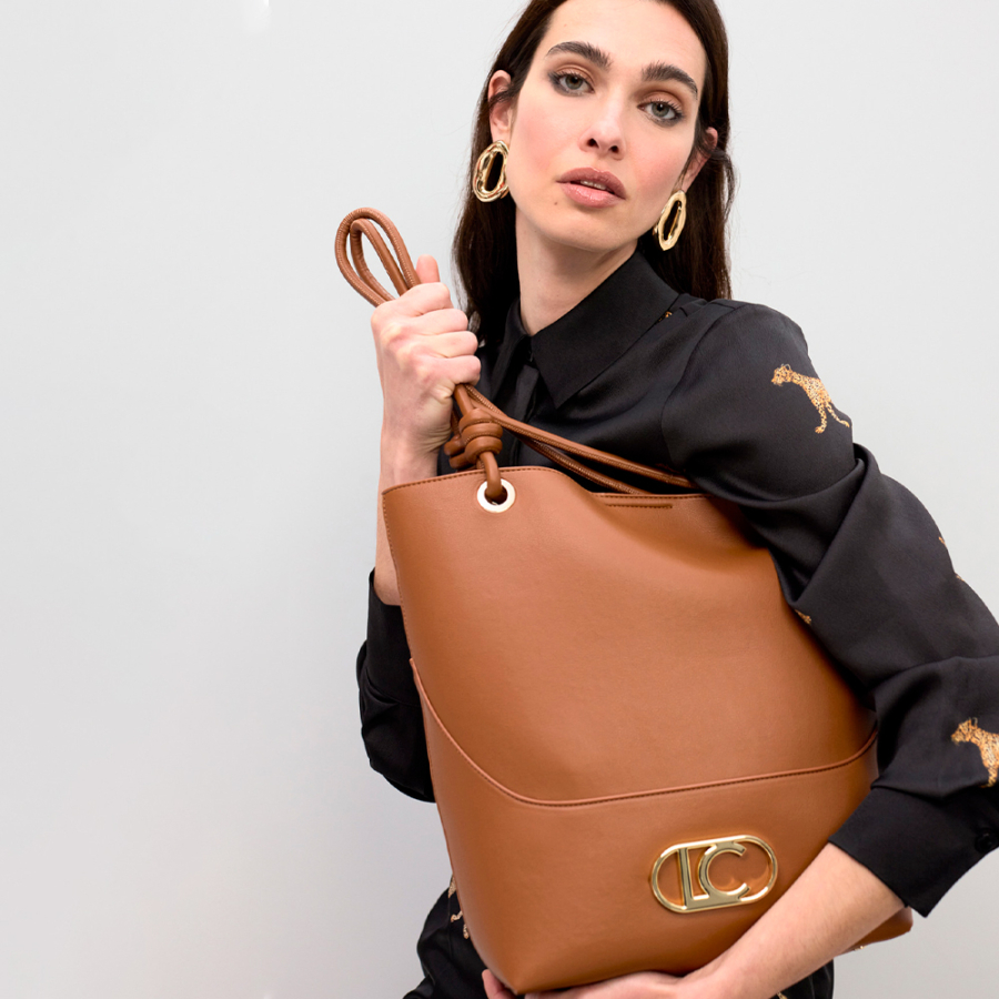 shopper-bag-with-knotted-handles-and-bottom-piece shopper-bag-with-knotted-handles-and-bottom-piece