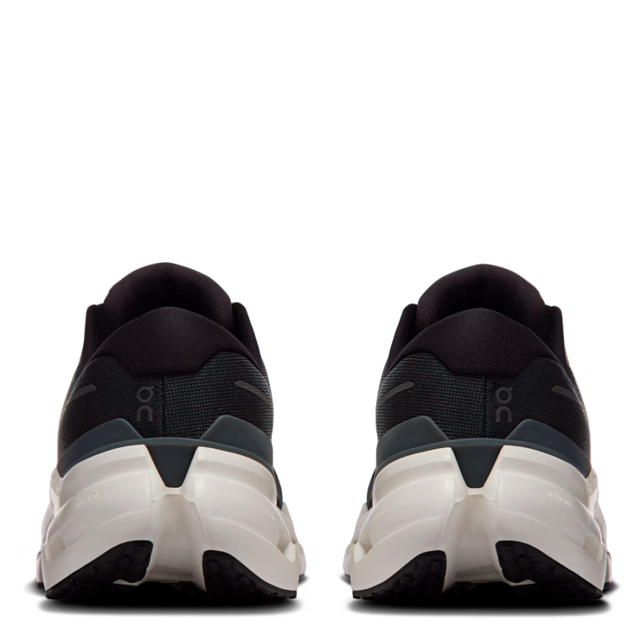 chaussure-cloudrunner-3