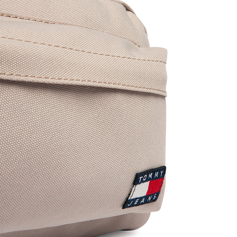 borsa-a-tracolla-essenziale-per-tutti-i-giorni borsa-a-tracolla-essenziale-per-tutti-i-giorni