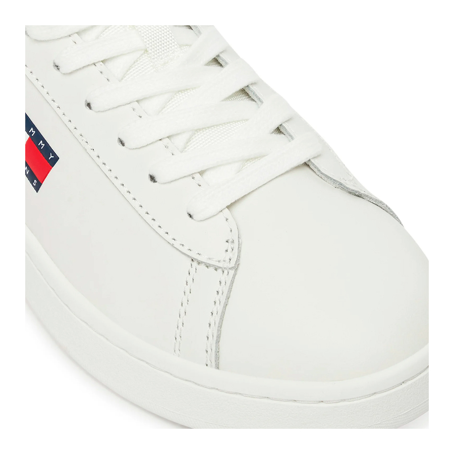 tenis-de-couro-de-arquivo