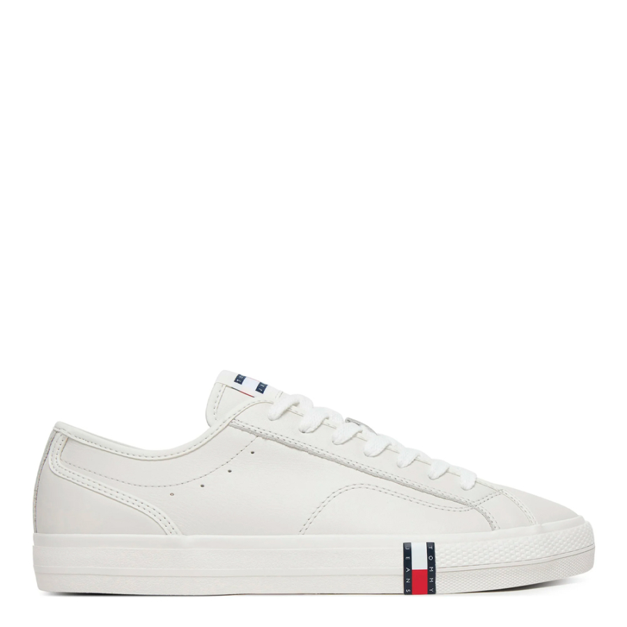 tenis-de-couro-com-logo-da-archive