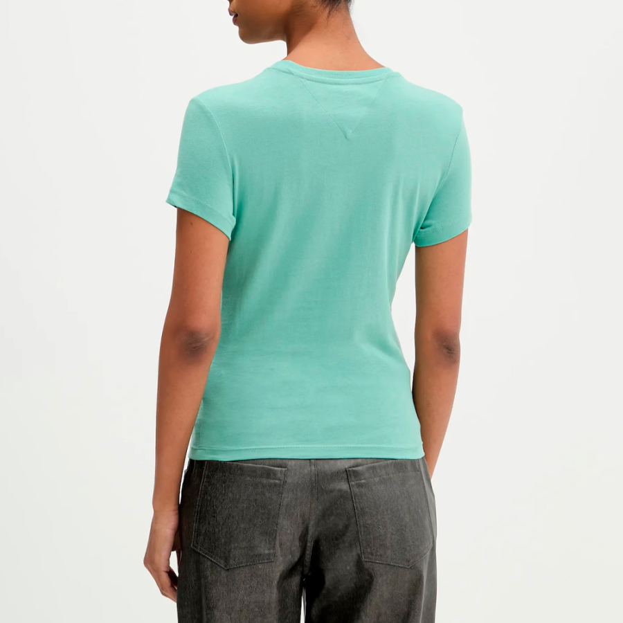 camiseta-de-punto-con-logo-y-corte-slim