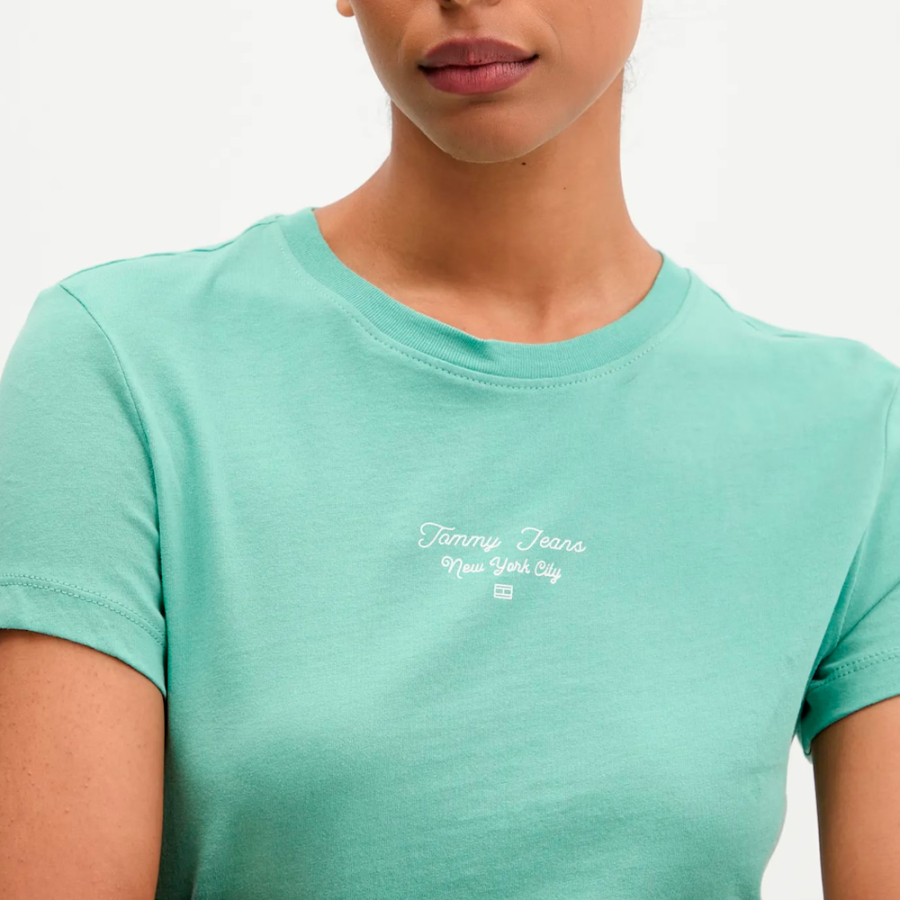 camiseta-de-malha-slim-fit-com-logotipo