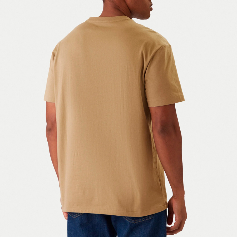 camiseta-con-nombre-de-la-marca