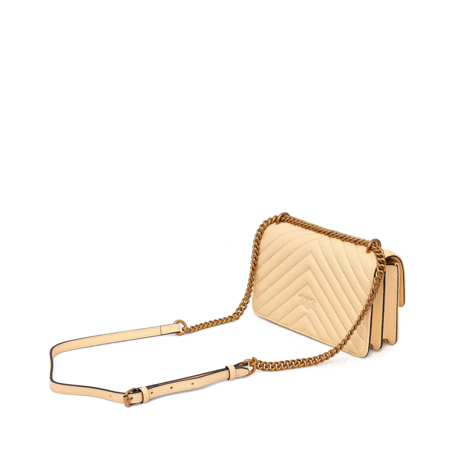 sac-love-one-mini-dc-en-peau-de-mouton-nappa-a-chevrons